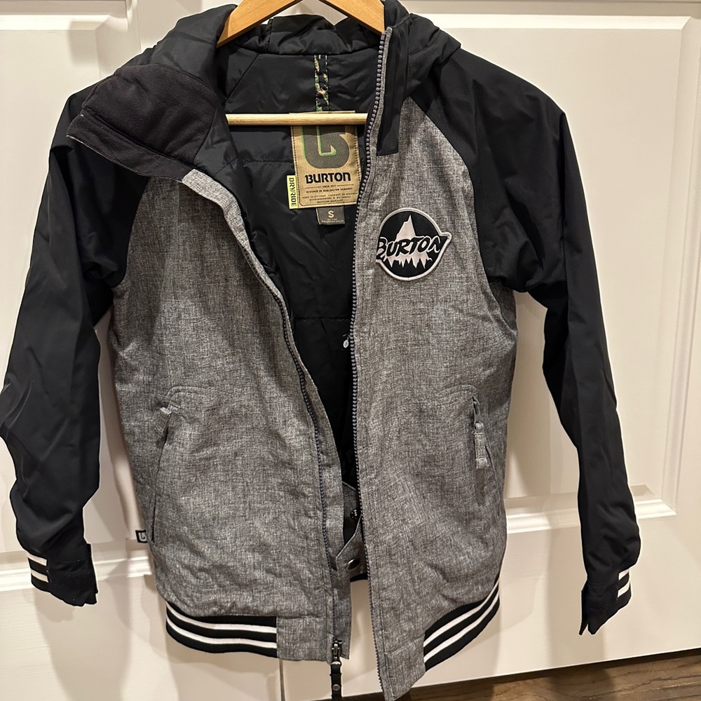 Burton boys bomber style ski/snowboard jacket 7/8 yr